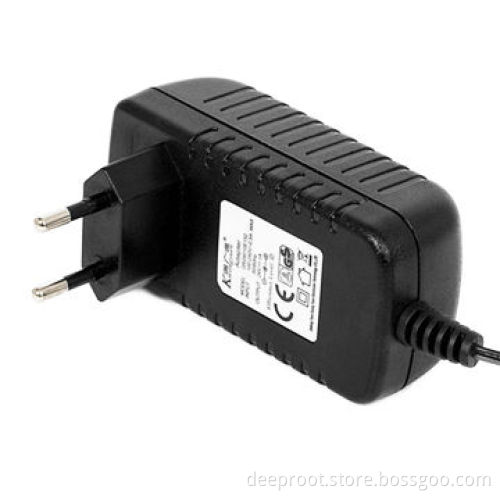 AC/DC Adapter for CCTV Camera with 24W Maximum Output, CE Mark, Europe Plug